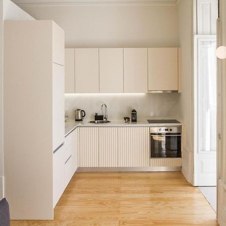 Modern Charming Loft With Balcony In Central ポルト エクステリア 写真