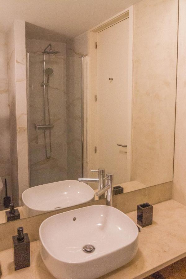 Modern Charming Loft With Balcony In Central ポルト エクステリア 写真