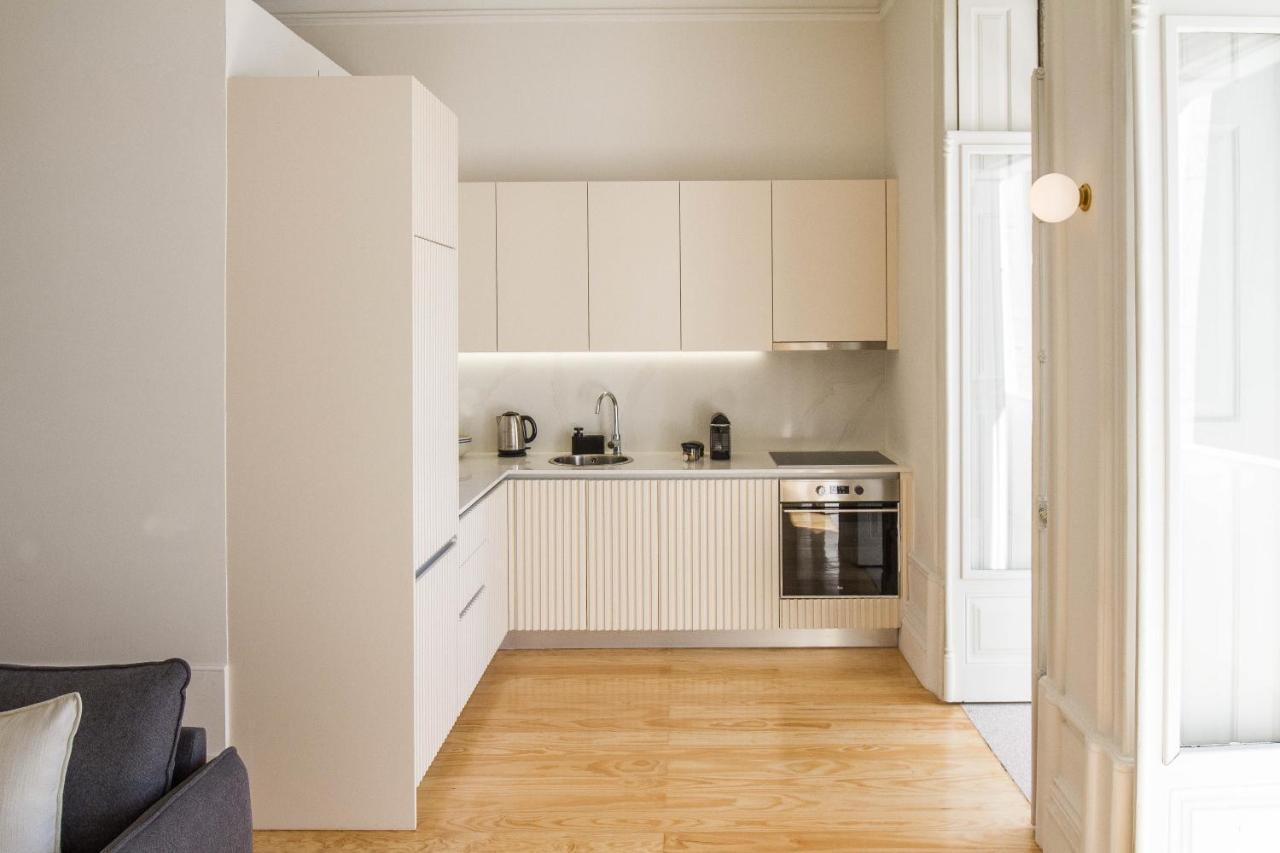 Modern Charming Loft With Balcony In Central ポルト エクステリア 写真